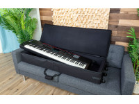 <b>Roland SC-G76W3 Saco Almofadado Semi-rigido com Rodas para Teclados 76-notas</b> <b>Roland SC-G76W3 Saco Almofadado Semi-rigido com Rodas para Teclados 76-notas</b>